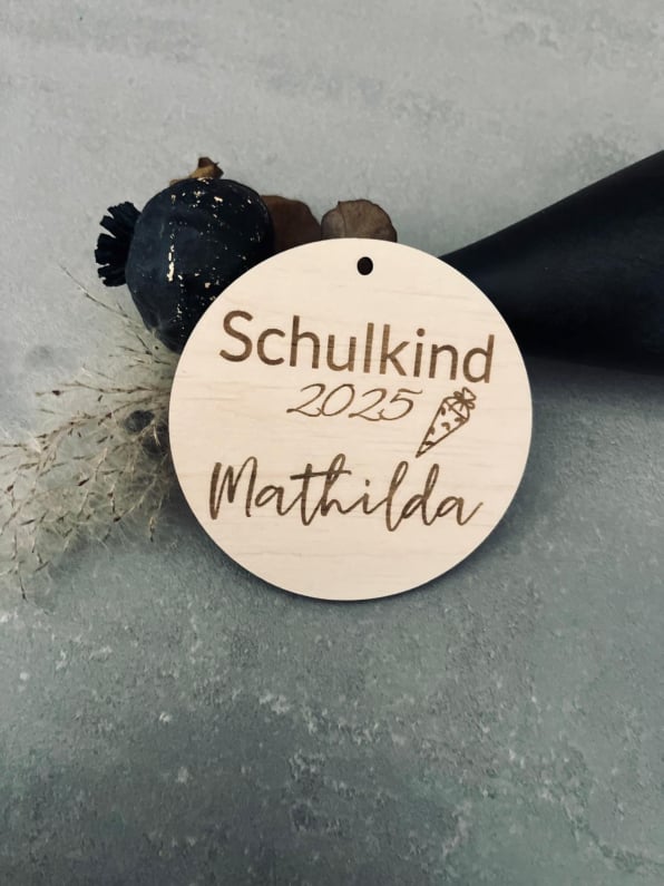 Anhaenger aus Holz